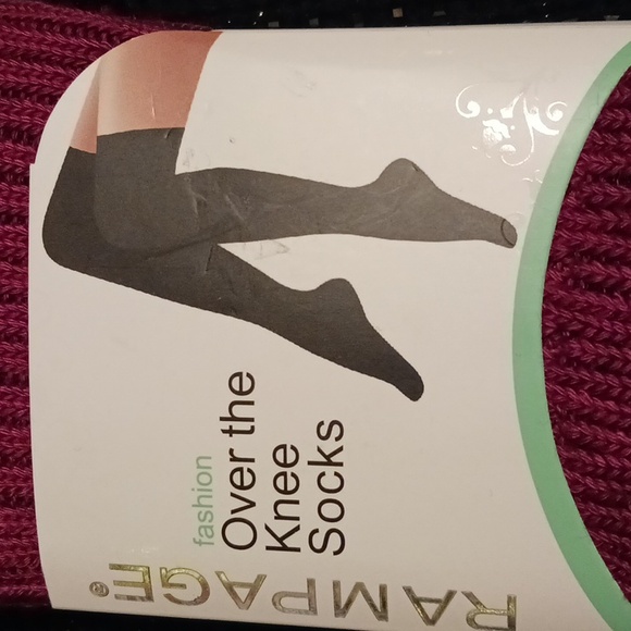 RAMPAGE 1 PAIR WOMEN'S OVER THE KNEE SOCKS WITH LACE TRIM - Picture 4 of 6